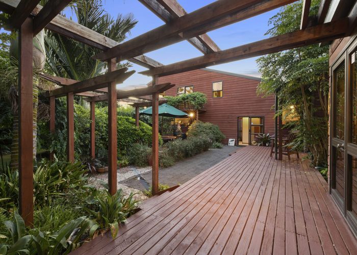  at 422 Corbett Road, Lepperton, New Plymouth