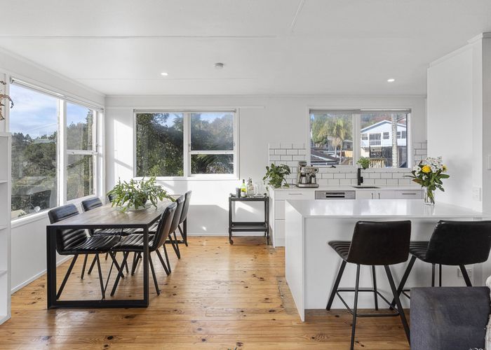  at 15 Bishopgate Street, Birkdale, North Shore City, Auckland