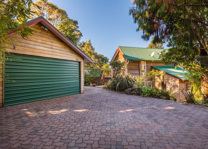  at 731 Scenic Drive, Henderson Valley, Auckland