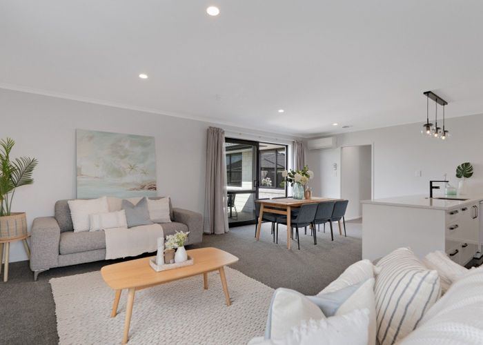  at 5 Oka Street, Papamoa Beach, Papamoa