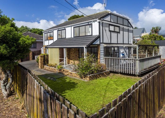 at 2/189 Onewa Road, Birkenhead, North Shore City, Auckland