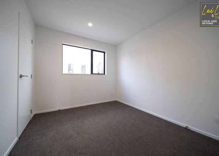  at 6 Raupeti Lane, Henderson, Waitakere City, Auckland