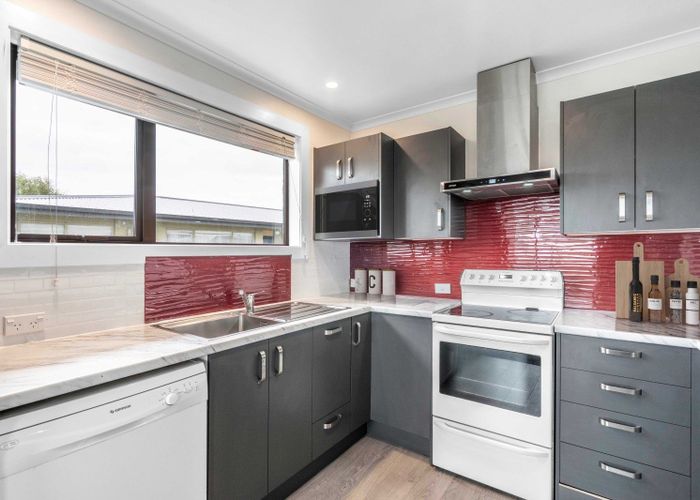  at 52 Edinburgh Crescent, Waikiwi, Invercargill, Southland