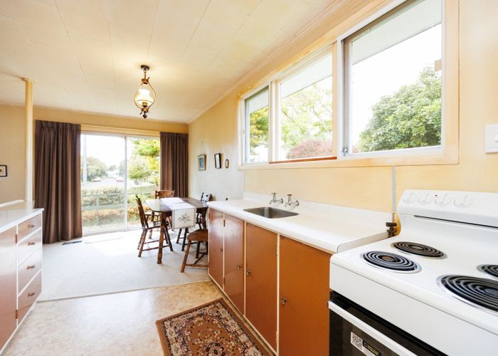  at 1 Belmont Place, Terrace End, Palmerston North