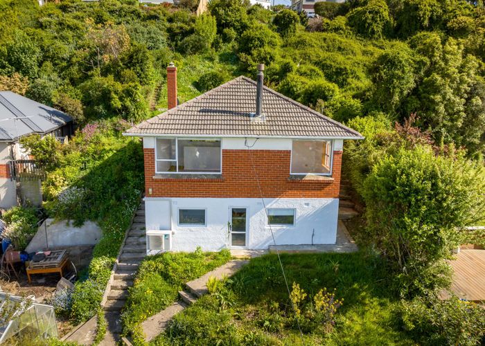  at 30 Seaview Terrace, Kew, Dunedin