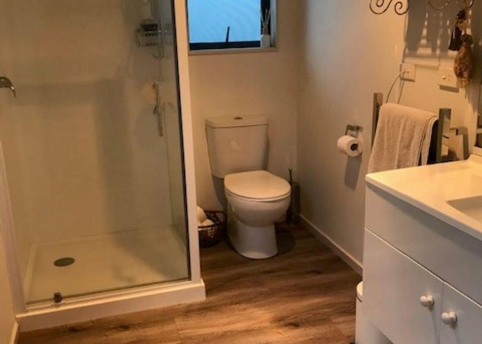  at 4A Ronald Ave, Glenbrook, Franklin, Auckland