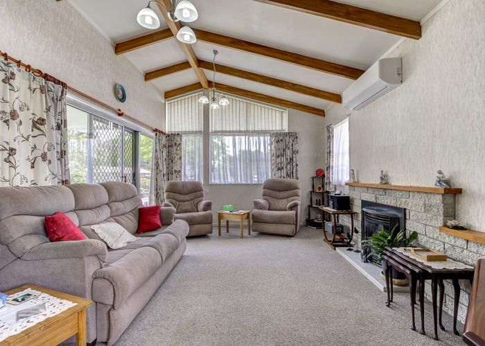  at 29 Splitt Avenue, Glenview, Hamilton