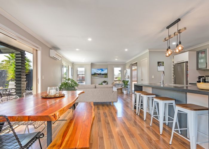 at 5 Galea Grove, Kelvin Grove, Palmerston North
