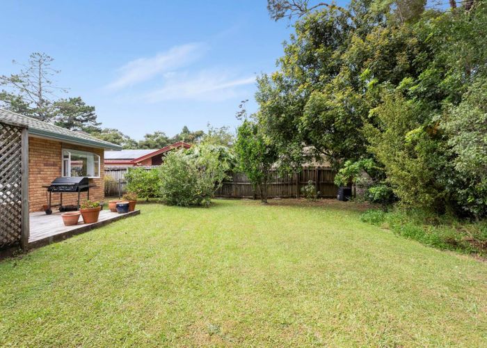  at 19 Waimoko Glen, Swanson, Auckland