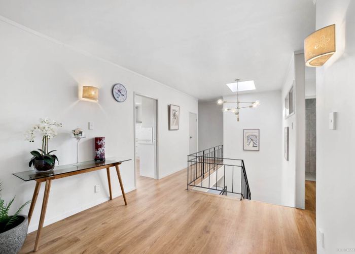  at 31 Royal Road, Massey, Waitakere City, Auckland