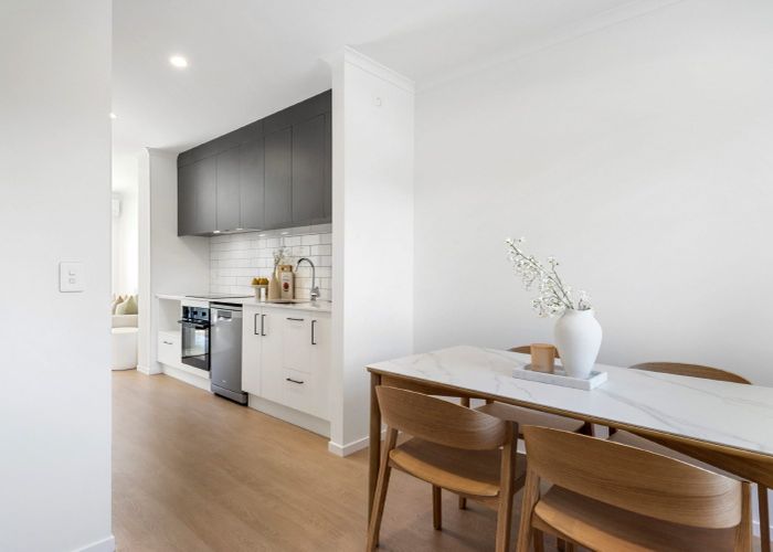  at 9 Ngakete Crescent, Glenfield, North Shore City, Auckland