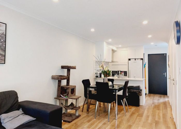 at 22 Wharara Lane, Massey, Waitakere City, Auckland