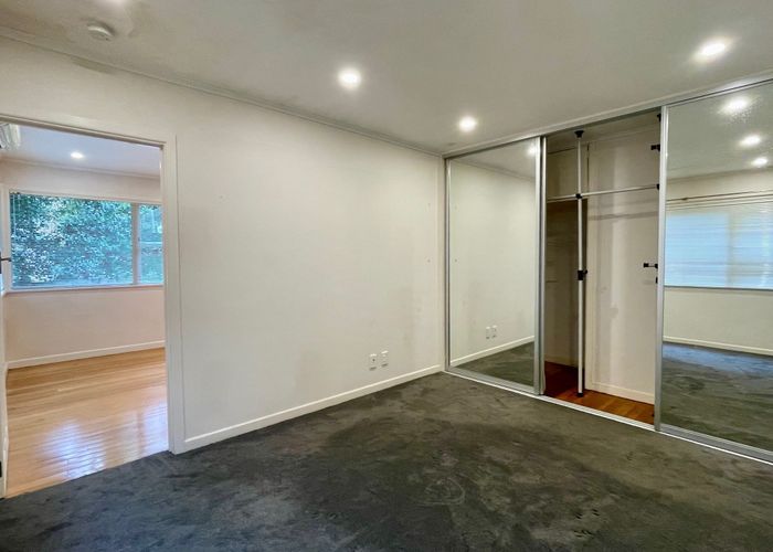  at 8B Greenhill Crescent, Pakuranga, Manukau City, Auckland