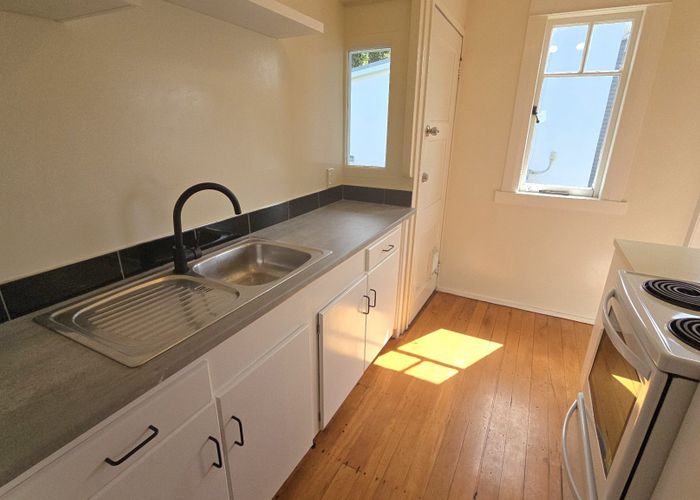  at 37 Louvain Ave, Mount Roskill, Auckland City, Auckland