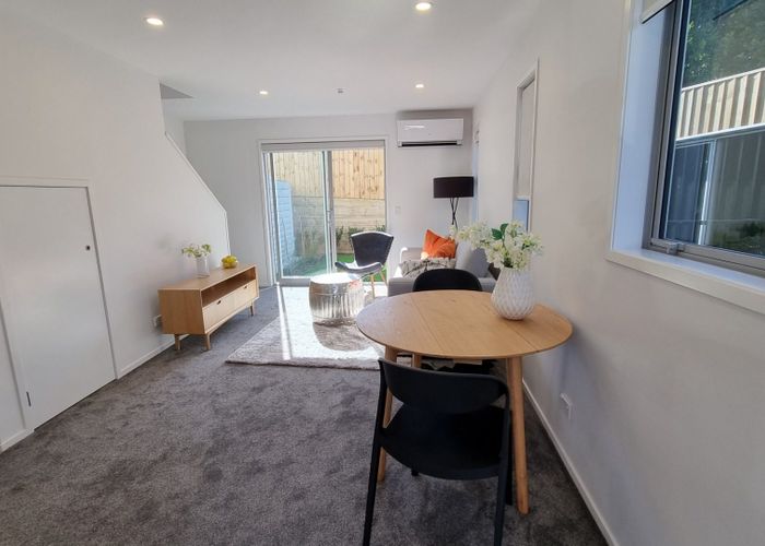  at 81E Kervil Avenue, Te Atatu Peninsula, Waitakere City, Auckland