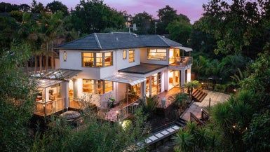  at 5 Oakford Park Crescent, Greenhithe, Auckland