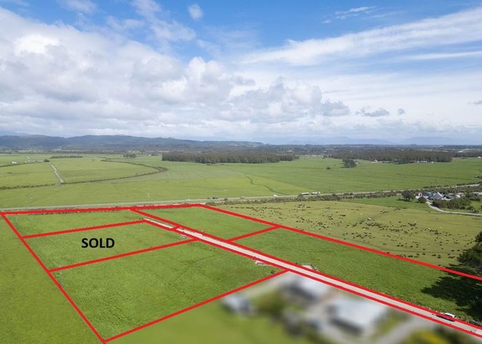  at 2-6/52 Greyhound Road, Hokitika, Westland, West Coast