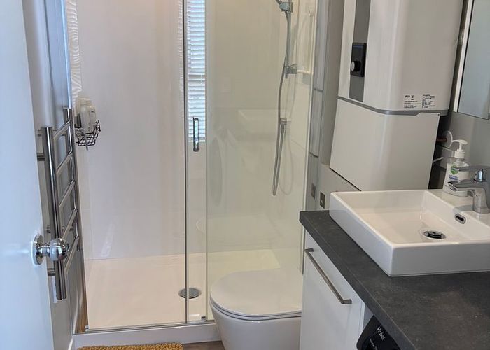  at 6C Champion Street, Ranui Heights, Porirua, Wellington