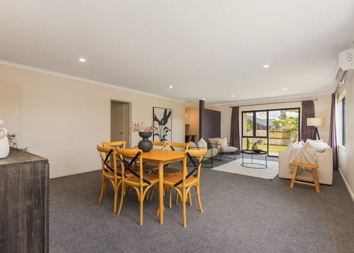  at 88 Summerhill Drive, Fitzherbert, Palmerston North