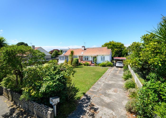  at 246 College Street, West End, Palmerston North