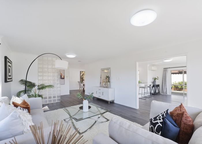  at 42 Lake Panorama Drive, Henderson, Waitakere City, Auckland