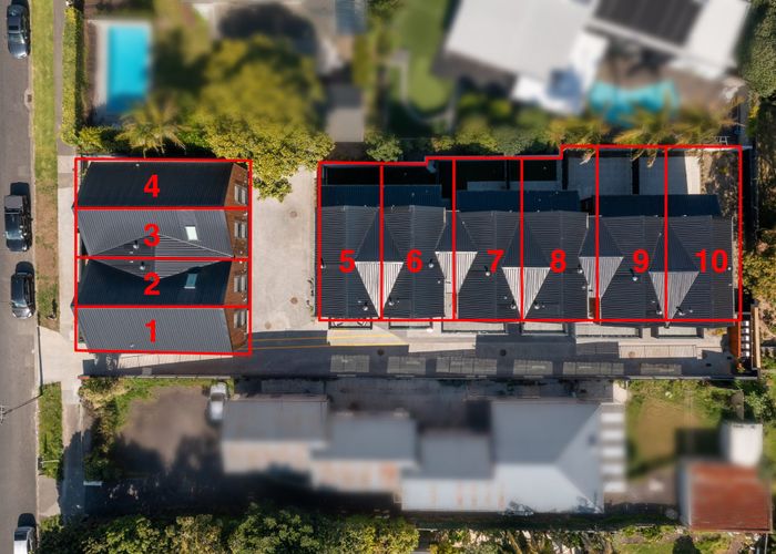  at 4/20 Fairview Road, Mount Eden, Auckland