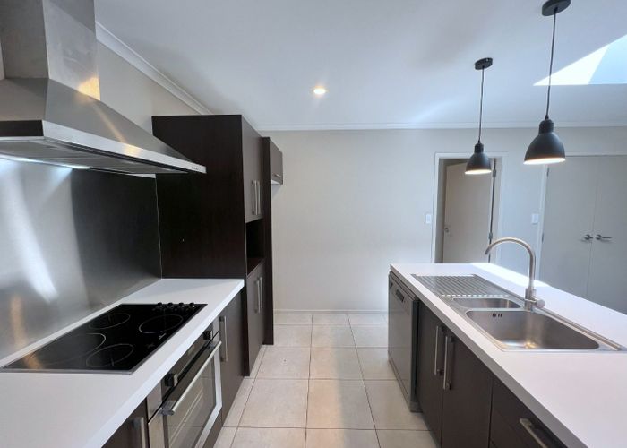  at 17 Landing Drive, Pyes Pa, Tauranga