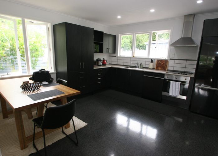  at 1/37 Eskdale road, Birkdale, North Shore City, Auckland