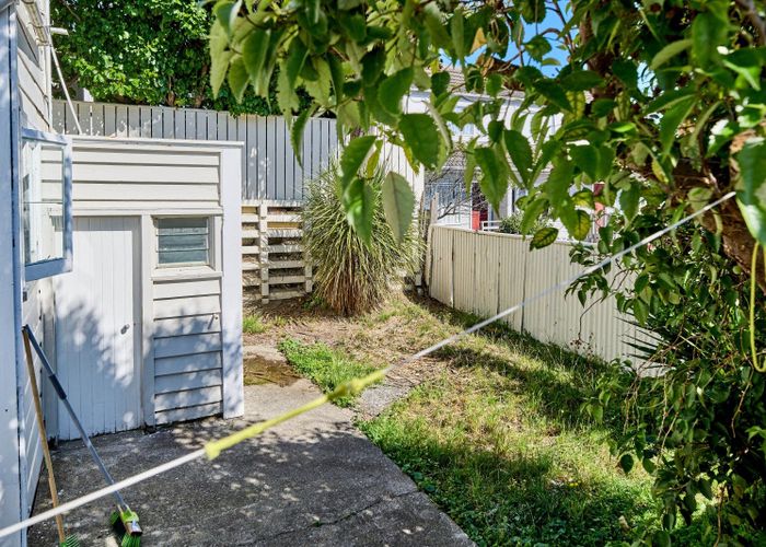  at 60 Roxburgh Street, Mount Victoria, Wellington