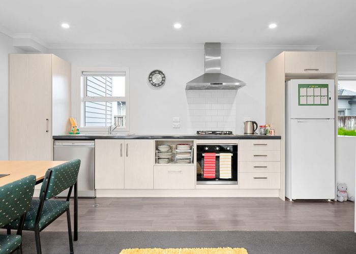  at 2/79 Carrington Avenue, Silverdale, Hamilton, Waikato