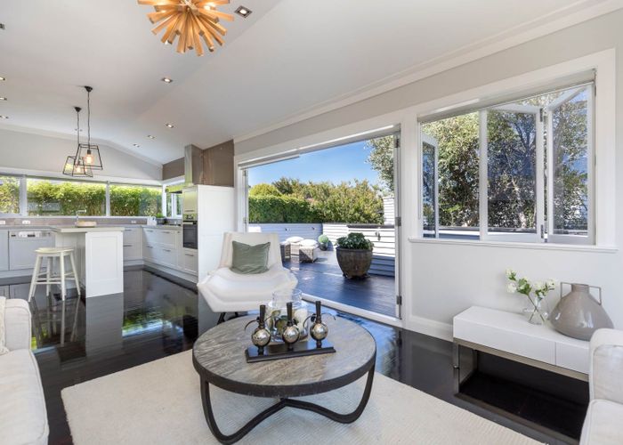  at 102 Arney Road, Remuera, Auckland