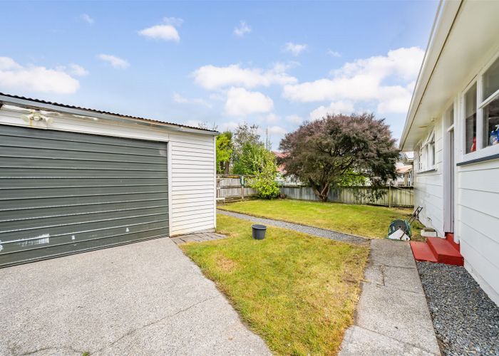  at 3 Prestige Place, Maoribank, Upper Hutt