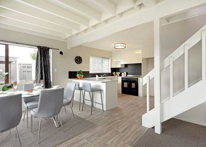  at 1/24 Archibald Road, Kelston, Auckland