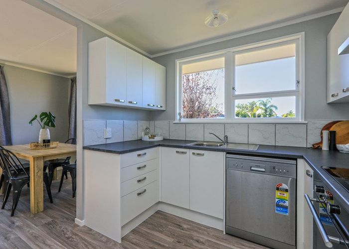  at 9 Burton Place, Flaxmere, Hastings