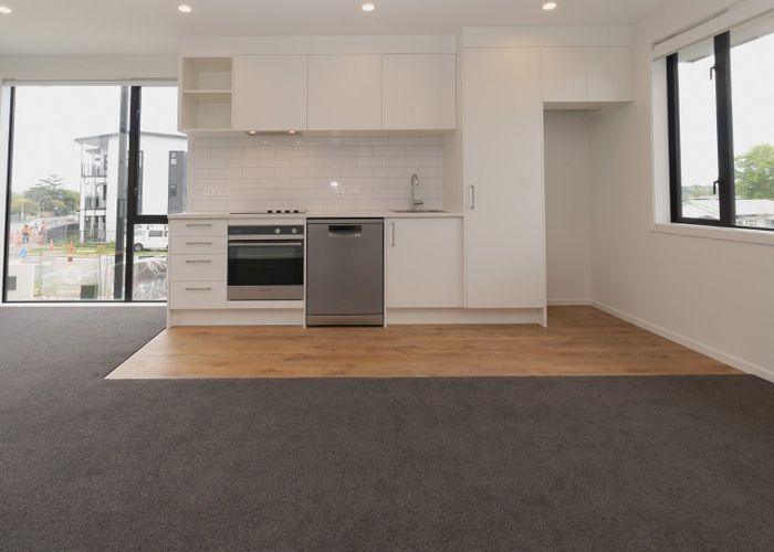  at 13/1 Fruitvale Road, New Lynn, Auckland