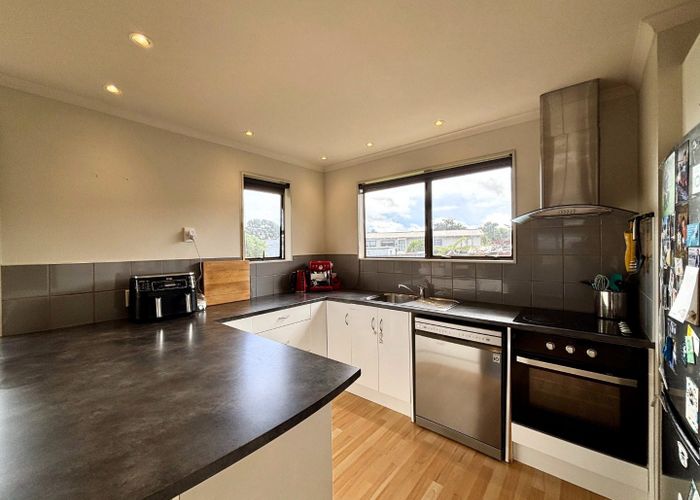  at 16 Stemhead Lane, Whitby, Porirua, Wellington