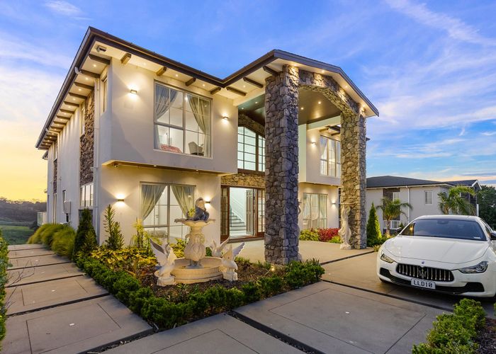  at 34 Michael Bosher WAY, Flat Bush, Auckland