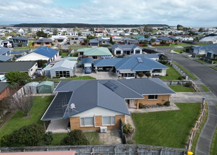  at 6 Teppett Place, Foxton Beach, Foxton