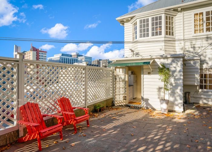  at 22A Clifton Terrace, Kelburn, Wellington