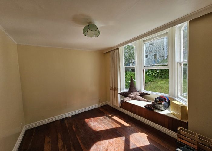  at 32 Devon Street, Aro Valley, Wellington, Wellington