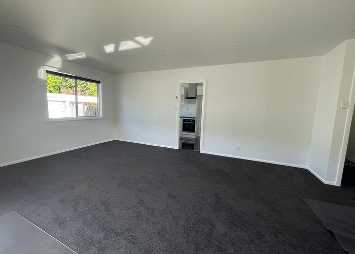  at 2/5 Charles Street, Belmont, Lower Hutt, Wellington
