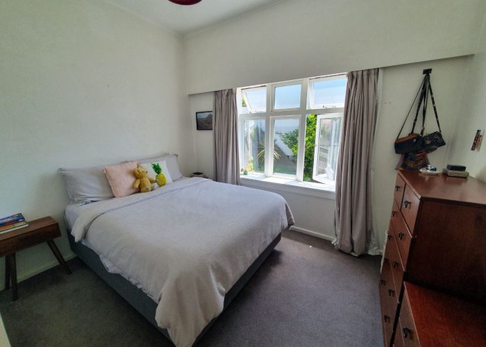  at 11 Asquith Terrace, Brooklyn, Wellington