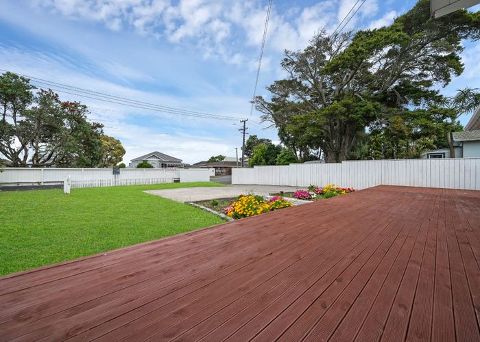  at 92 Blockhouse Bay Road, Avondale, Auckland City, Auckland