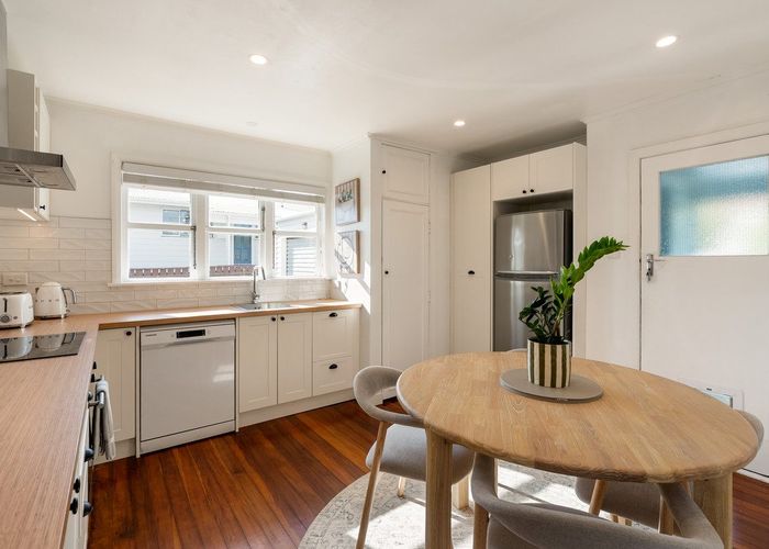  at 28 Coates Street, Tawa, Wellington