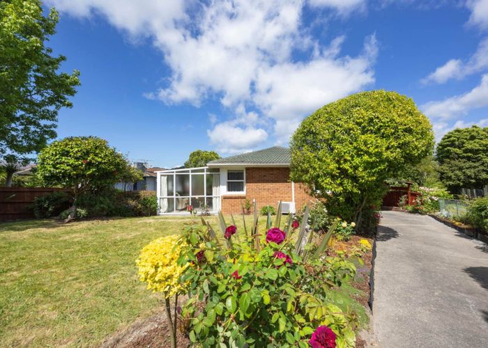  at 63 La Rosa Street, Green Bay, Waitakere City, Auckland