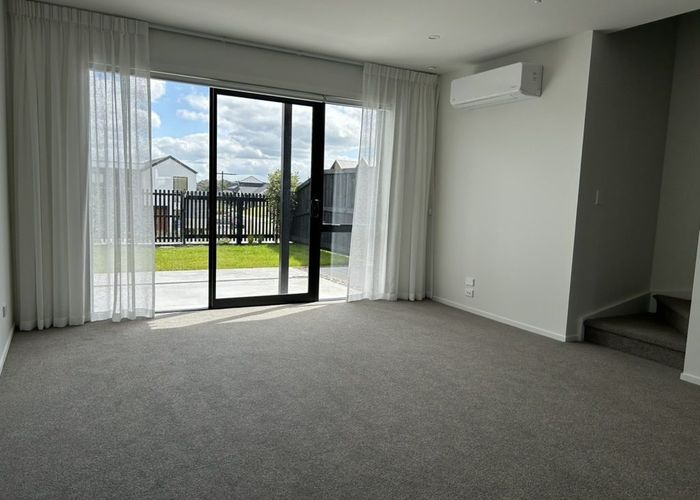  at 2/24 Akakura Terrace, Glenview, Hamilton, Waikato