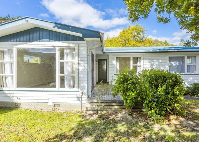  at 14 Molloys Road, Te Marua, Upper Hutt