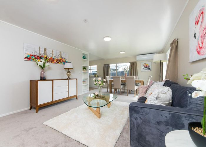  at 127 Shifnal Drive, Randwick Park, Manukau City, Auckland
