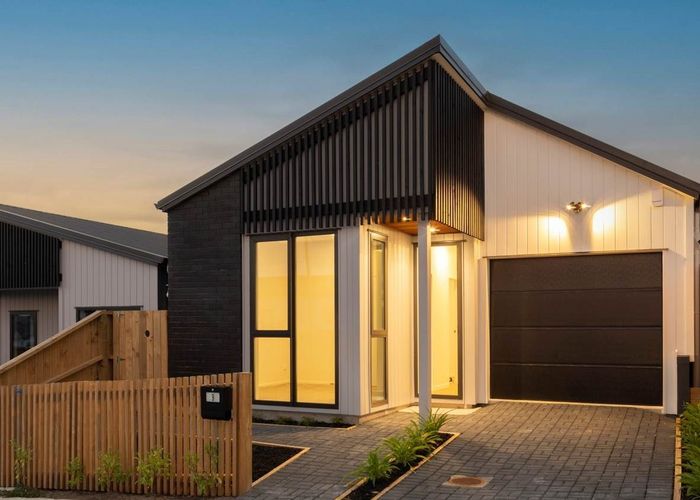  at 9 Puhikawa Street, Massey, Auckland