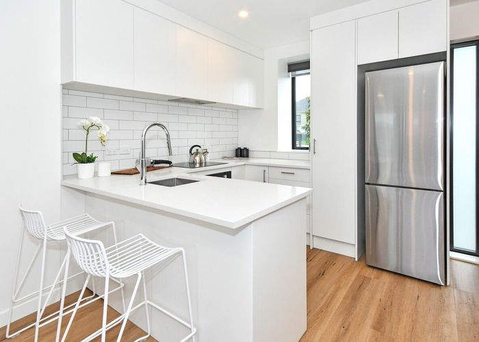  at 9 Playfair Road, Mount Roskill, Auckland City, Auckland